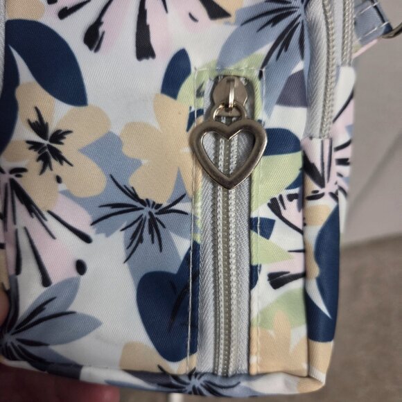 Blue Floral Cell Phone Crossbody Bag ā 4 Pockets, Water Resistant Fabric - Picture 4 of 14